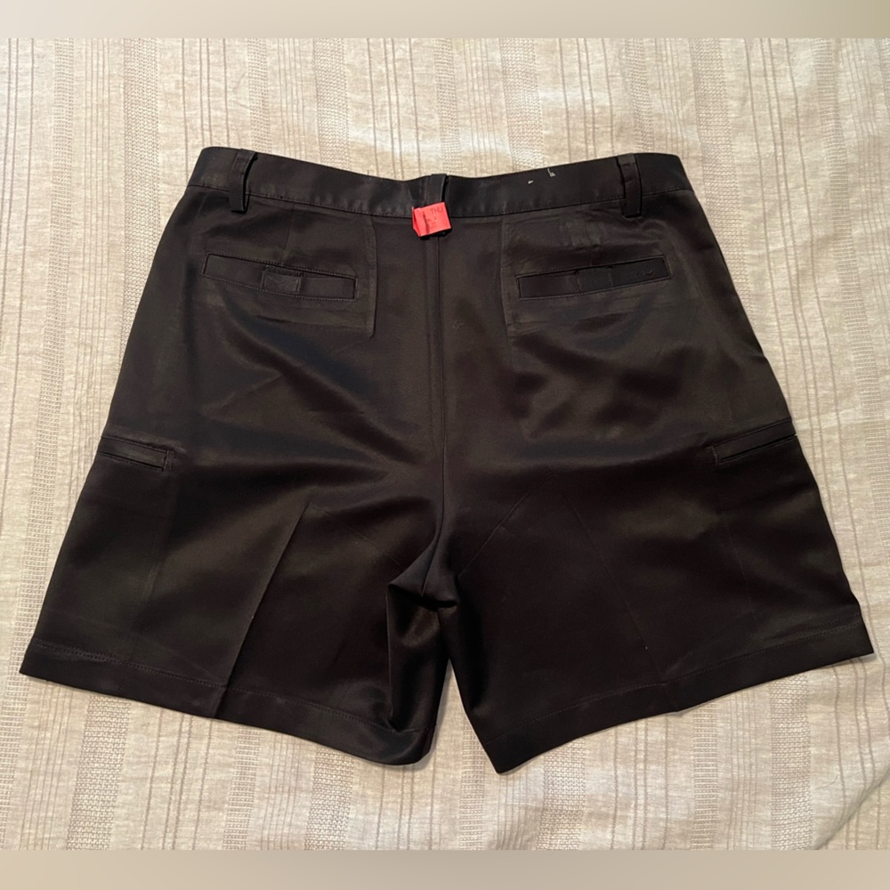 Izod XFG Black Performance Golf Shorts Sz 36 - Picture 2 of 4